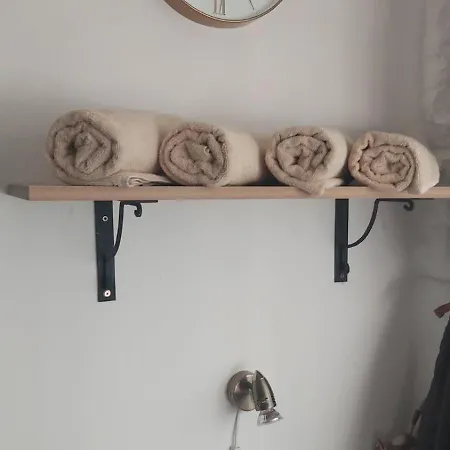 Newmidi Terrace, Wifi